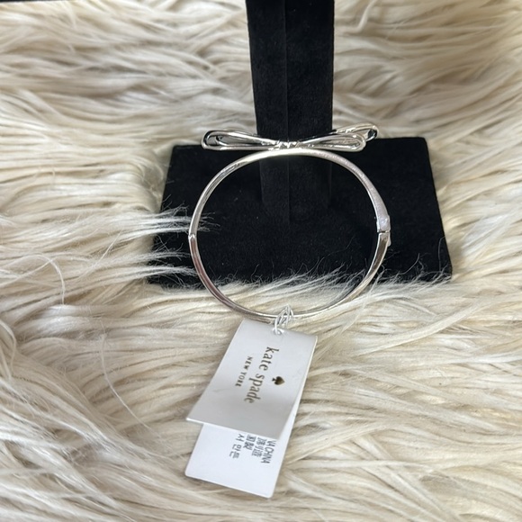 New Kate Spade bow bracelet - Picture 3 of 5